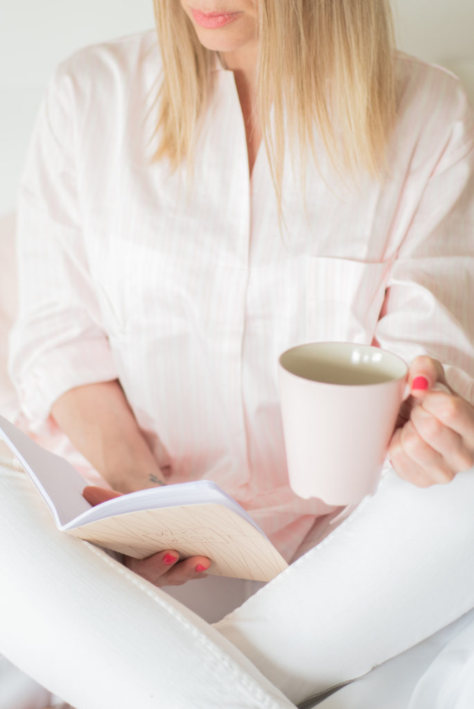 お金の不安を減らすミニマルな暮らしのイメージ
